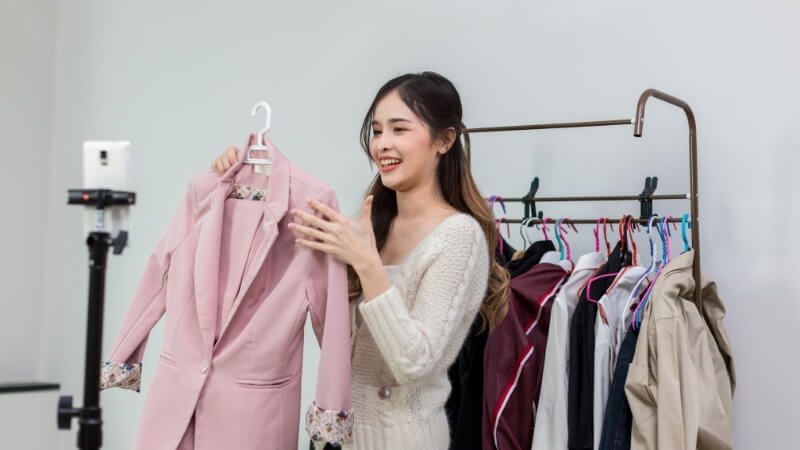 Micro KOL am hiểu về một lĩnh vực nhất định, có từ khoảng 10.000 - 100.000 người theo dõi