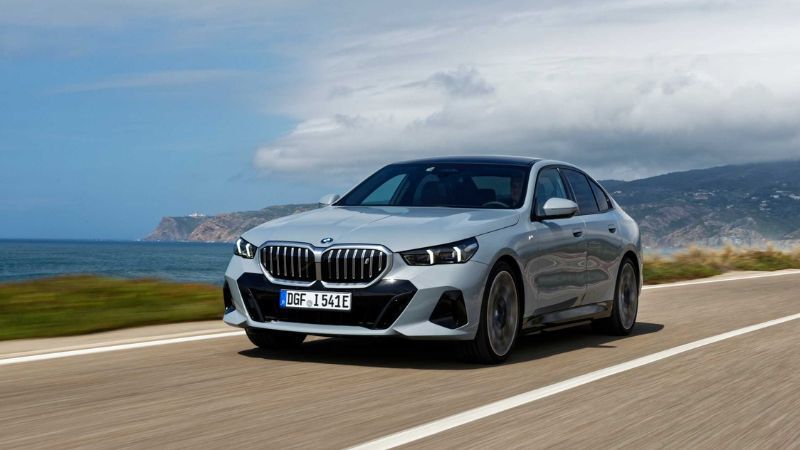 Chiến dịch Marketing thành công của BMW - thương hiệu xe hơi hạng sang hướng đến nhóm khách hàng thành đạt