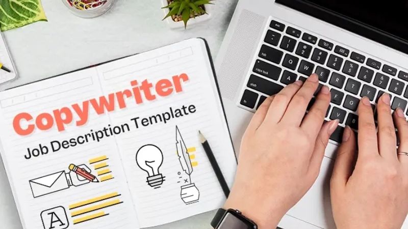 Copywriter truyền tải thông điệp và thúc đẩy hành động của khách hàng mục tiêu